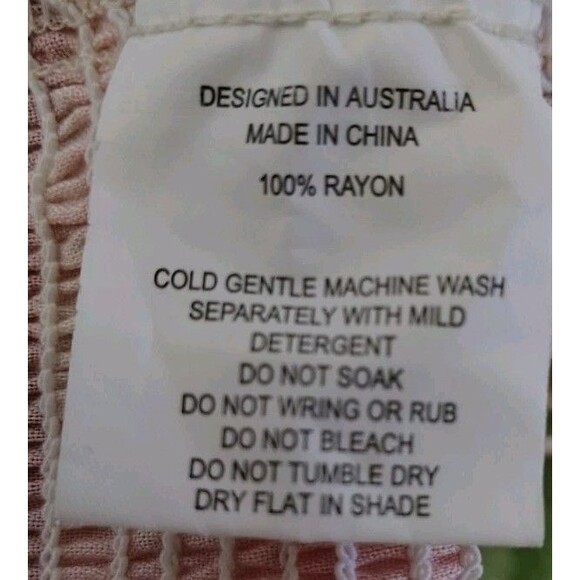 Paper Heart Blouse Size XS  Crop Floral Palm Tree 100% Rayon New - Picture 7 of 7